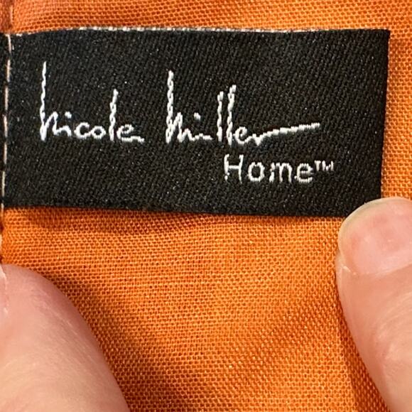 Nicole Miller Home Rust with Ivory Embroidered Table Runner 16 x 72 - Picture 6 of 9